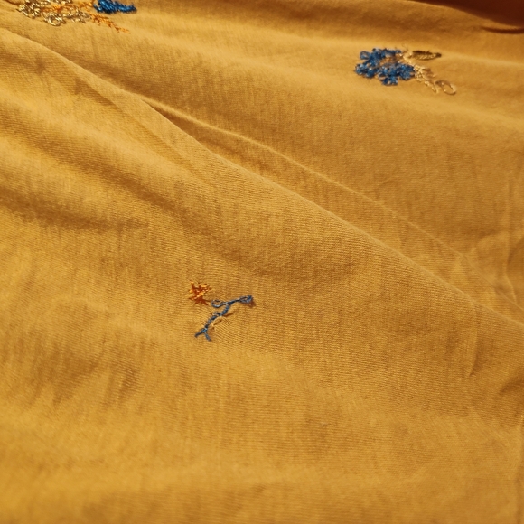 VINTAGE Y2K Hand Embroidered Language Los Angeles V-Neck Shirt With Fairy Sleeve - Picture 4 of 9